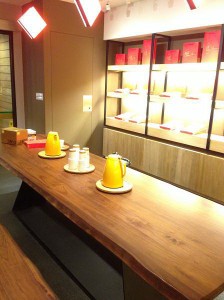 樸素的店面 - US3C