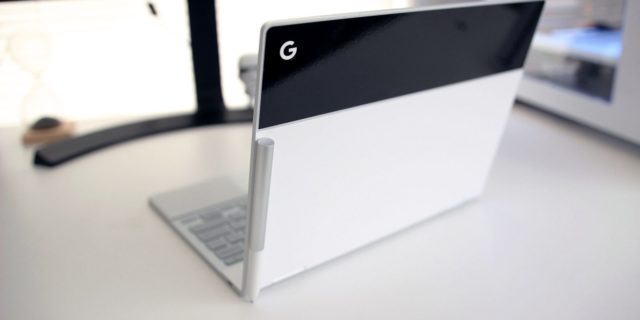 Pixelbook 螢幕背部